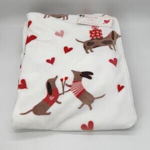 Bella Lux Valentine’s Day Dachshund Dogs Hearts Love Throw Blanket NEW